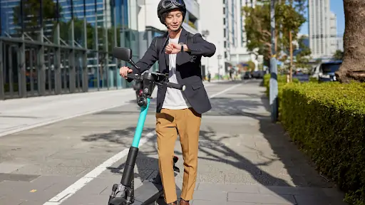 How AI and IoT Are Making e-Scooters Safer and Smarter